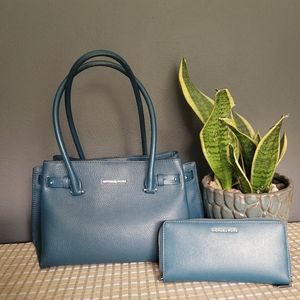 Michael Kors purse and wallet set